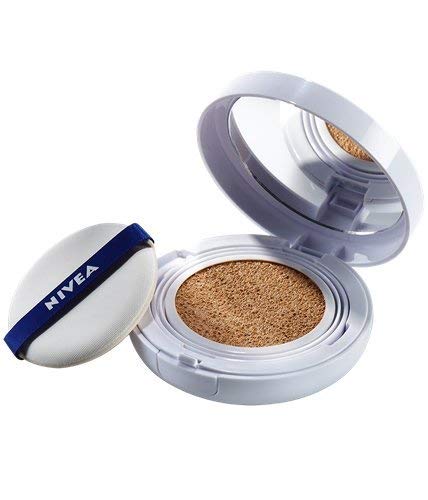 NIVEA Hyaluron Cellular Filler 3en1 Cushion Tono Medio (1 x 15 ml), cushion con pigmentos de color, cuidado facial antiedad con protección solar 15 para una piel radiante (84229)