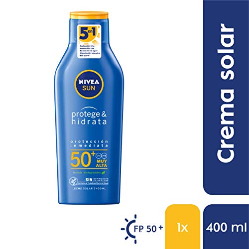 NIVEA SUN Protege & Hidrata Leche Solar FP50+ (1 x 400 ml), protector solar hidratante y resistente al agua con protección UVA/UVB, protección solar muy alta