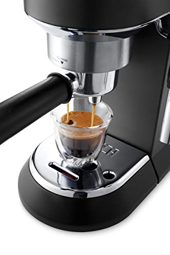 De'longhi Dedica - Cafetera de Bomba de Acero Inoxidable para Café Molido o Monodosis, Cafetera para Espresso y Cappuccino, Depósito de 1.3 Litros, Sistema Anti-goteo, EC685.BK, Negro