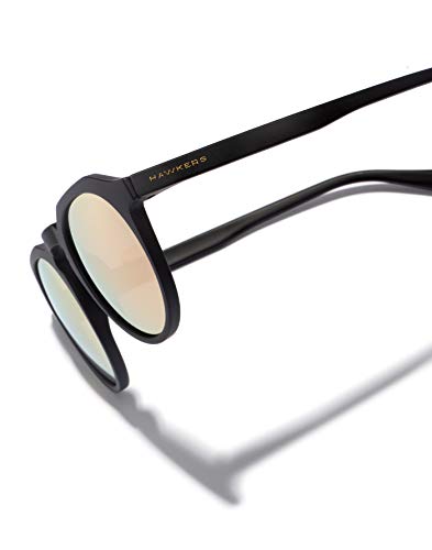 HAWKERS · Gafas de Sol Warwick Carbon Black, para Hombre y Mujer, un clásico renovado que combina montura en negro mate y lentes espejadas rosa dorado, Protección UV400