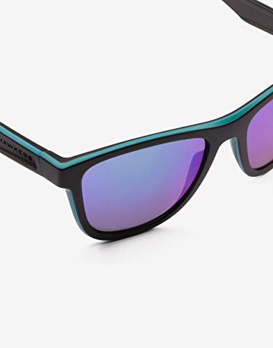 HAWKERS · ONE SPORT · Black · Green Rubber Emerald · Gafas de sol para hombre y mujer