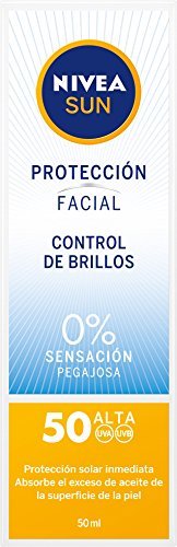 Nivea Sun Kids - Spray Solar Niños Hidratante FP50+ - Protección UV muy alta - 300 ml + Nivea Sun - Crema Solar Facial Control de Brillos FP50 - Protección UV alta - 50 ml