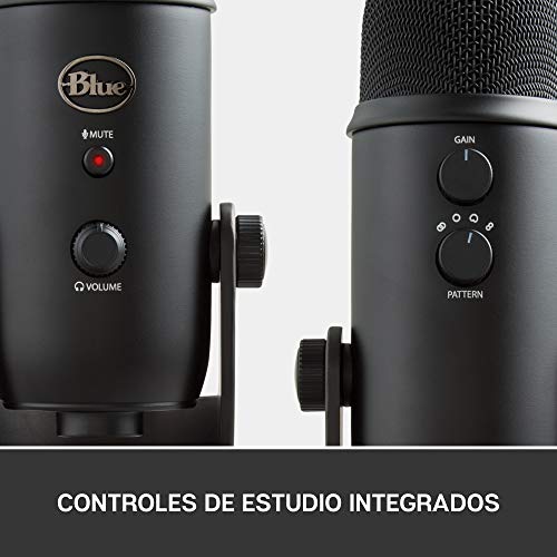 Blue Microphones Yeticaster - Paquete de transmisión profesional con micrófono USB Yeti, Radius III Shockmount y Brazo de brújula, color Negro