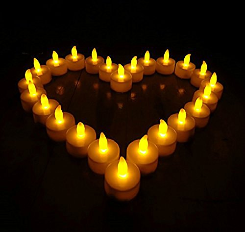 Ideal Products 30 Velas LED con Efecto Parpadeante de romántica luz Amarilla. Nunca se apagan y no Hacen Humo. Especiales para Decoración, Fiestas y Celebraciones: Navidad, Halloween o San Valentín.