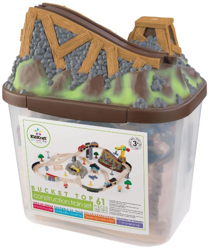 KidKraft- Bucket Top Juego de tren con vía de madera para niños, vía clásica con grúa y accesorios incluidos (61 piezas) (17805)