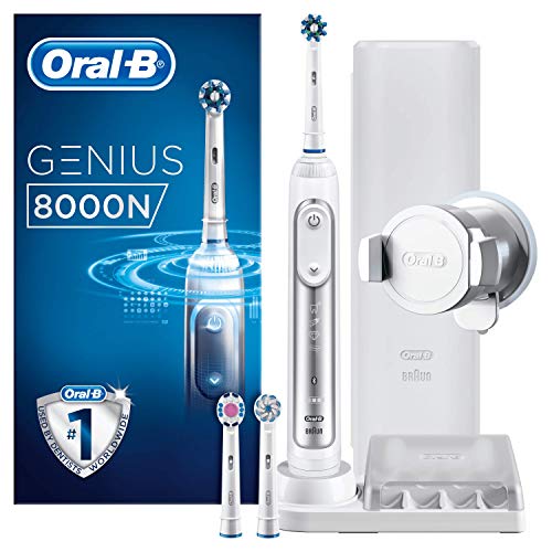 Oral-B Genius 8000N CrossAction - Cepillo Eléctrico, 1 Plata Mango Conectado, 5 Modos Blanqueado, Sensible, Encías, 3 Cabezales, Funda de Viaje Premium