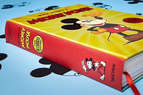 Walt disney's mickey mouse. toute l'histoire - walt disney. mickey mouse