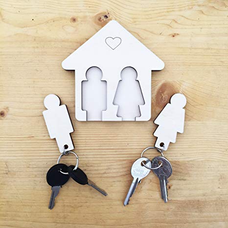 LAC Organizador de Llaves con 2 Llaveros para Pareja | Cuadro de Madera para la Casa y la Oficina | Accesorios Guardallaves para Colgar en el Hogar | Regalo Ideal de San Valentín para Parejas