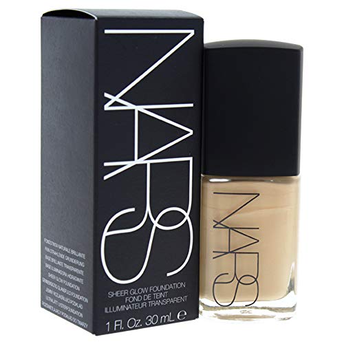 NARS Sheer Glow Foundation - Punjab (Medium 1 - Medium with Golden, Peachy Undertone) 30ml