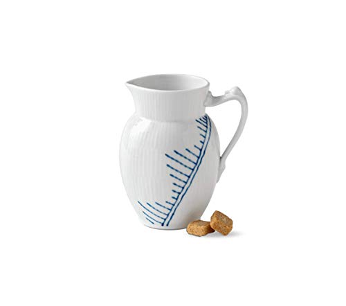 Royal Copenhagen Blue Fluted Tetera, porcelana, Color blanco y azul