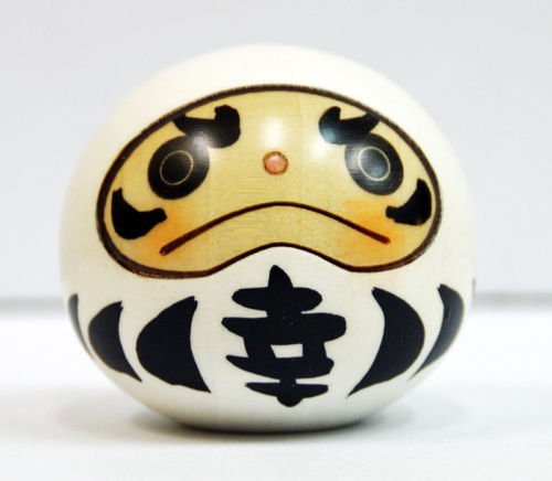 Usaburo Kokeshi muñeca Japonesa de Madera 9-113-1 Happy Daruma Blanco