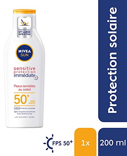 Leche solar Sensitive protección inmediata FPS 50+ (1 x 200 ml), protección solar no perfumada y resistente al agua, pantalla solar, textura ligera no grasa.