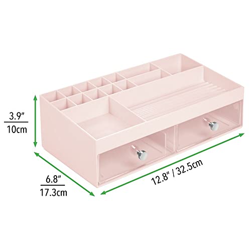 mDesign Organizador de cosméticos – Prácticas cajas para maquillaje con 2 cajones y 15 compartimentos para pintaúñas, talco y más – Cajoneras de plástico para cosmética – rosa/transparente