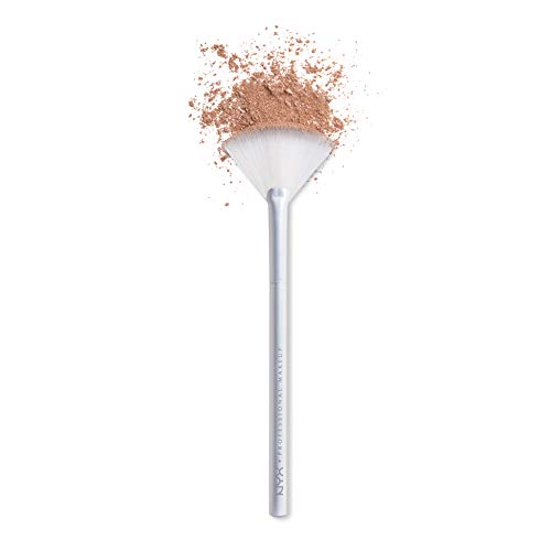 NYX PROFESSIONAL MAKEUP brocha en abanico para iluminador Holographic Halo Micro Highlighting Brush 7 de fibra