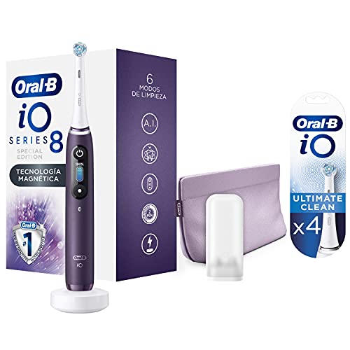 Oral-B iO 8 Edición Especial Cepillo De Dientes Eléctrico, 1 Mango Morado Recargable Con Tecnología Magnética De Braun, 1 Funda Viaje + Pack De 2 Cabezales De Recambio Originales iO Ultimate Clean