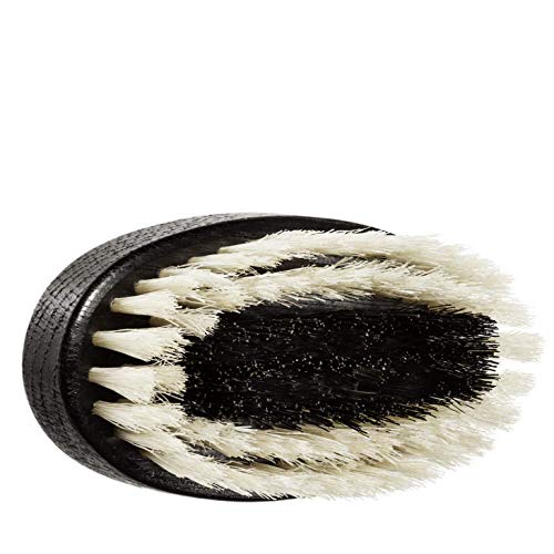 OAK BEARD BRUSH SOFT I Cepillo para barba (92 x 51 mm): Da forma a las barbas cortas con cerdas suaves para proteger la piel. Estilismo de barba para hombres con barba corta o piel sensible.