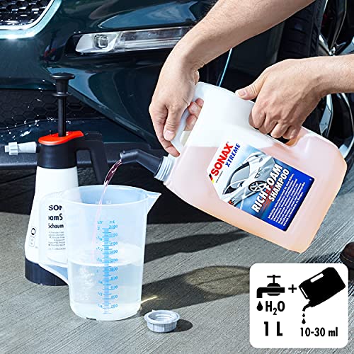 SONAX Xtreme RichFoam 02485000 - Champú de espuma con potente solución de suciedad y aroma a bayas para todo el vehículo (5 litros)