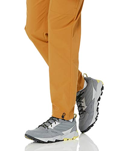 Amazon Essentials Belted Moisture Wicking Hiking Pant Pantalones de Senderismo, Nuez Moscada, 32W / 30L