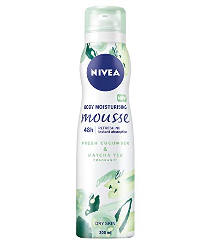 Nivea Body Mousse Humectante pepino y té matcha, para piel seca, 48 horas de humedad, paquete de 3