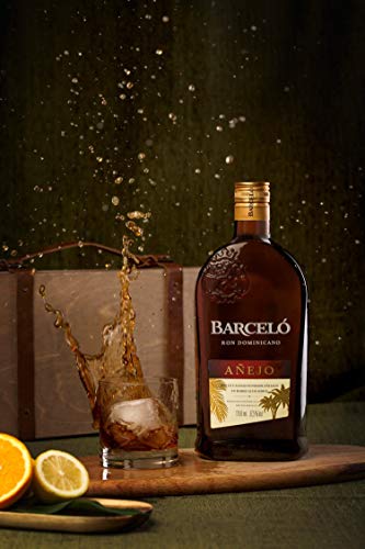 Barceló Añejo - Botella de Ron Dominicano de 1750 ml - Ron Añejado en Barricas de Roble