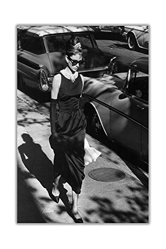 Lienzo enmarcado en blanco y negro Audrey Hepburn Breakfast At Tiffanys para pared con diseño de Audrey Hepburn Breakfast At Tiffanys