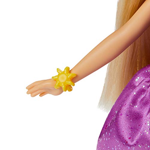 Disney Princess Style Surprise Rapunzel-Muñeca de Moda con 10 Modas y Accesorios, Juguete Sorpresa Oculta para niñas de 3 años en adelante (Hasbro F07815X0)