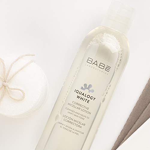 Laboratorios Babé - Iqualogy White Loción Micelar Correctora 250 ml, 3 en 1, Desmaquillante, Limpieza e Higiene Facial, Unificador del Tono, Iluminador Facial, Hidratante, Calmante