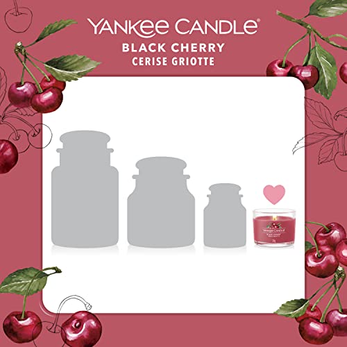 Yankee Candle Juego de velas perfumadas para regalo, Velas votivas rellenas de cereza negra, Mezcla de cera de soja, 3 unidades (1701393E)