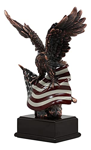 Alas de gloria águila calva con la bandera americana Bronce Figura de galvanizado libertad libertad patriótica Estatua