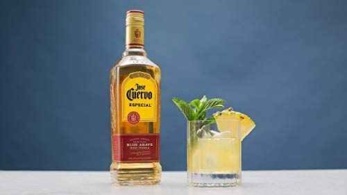 Jose Cuervo – Tequila Reposado Especial 700ml, 38º – Combinación única de tequilas reposados y jóvenes. – El tequila No 1 del mundo, perfecto para chupitos y cócteles.