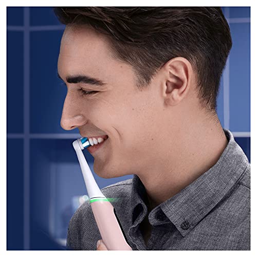 Oral-B iO 6 Sensitive Edición Cepillo de Dientes Eléctrico con Tecnología Braun, Mango con Pantalla Blanco y Negro + 1 Cabezal de Recambio y Funda de Viaje, Rosa, Super Sensitive