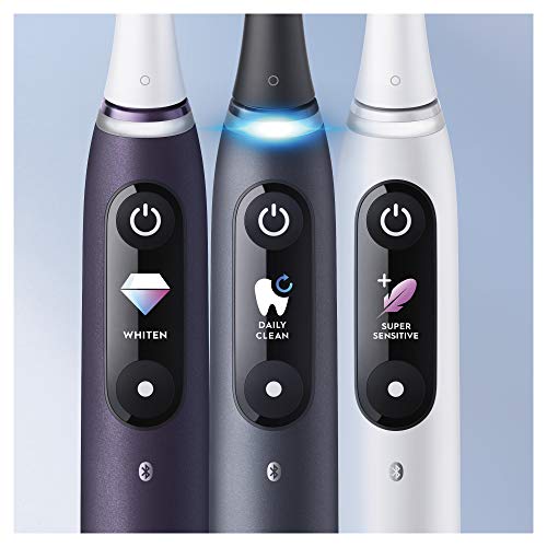 Oral-B iO 8N Cepillo de Dientes Eléctrico con Mango Recargable, Tecnología Magnética de Braun, 1 Cabezal de Recambio, Pantalla a Color, Cargador y Estuche de Viaje Premium - Negro