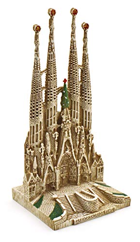 Sagrada Familia en Resina y Pintado a Mano. Decoración Inspirada en la Arquitectura MODERNISTA DE Barcelona. 10,5 cm x 10 cm x 23 cm