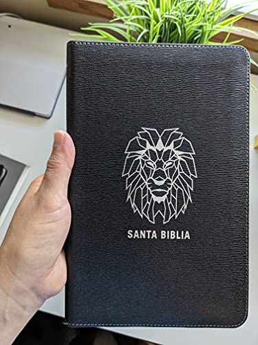 Santa Biblia NTV, Edición zíper, León (SentiPiel, Negro)