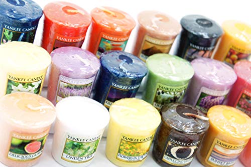 Yankee Candle 12 muestras votivas oficiales, surtido de fragancias Lucky Dip de toda la gama clásica.