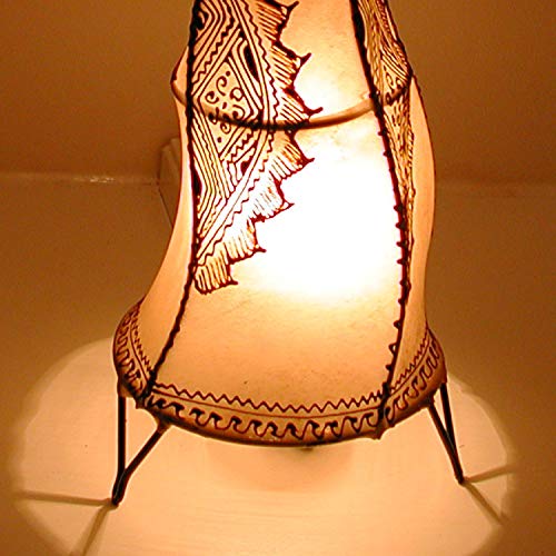 Casa Moro | Lámpara de piso con lámpara de henna marroquí Hissan H60 cm blanca | Hecha a mano desde Marrakech | Lámpara de cuero pintada a mano Lámpara de henna de cuero real | L1780