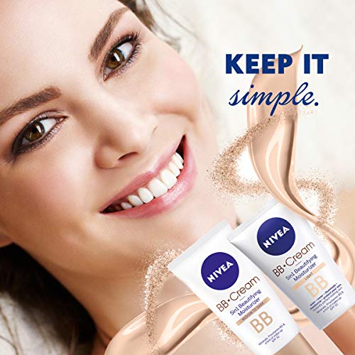 NIVEA Diarios Esenciales BB Cream 5-en-1 Beautifying Crema hidratante con SPF 10, medio a oscuro 50 ml - Paquete de 3