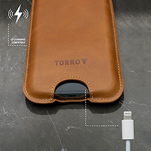 TORRO Funda Calcetín Compatible con iPhone Mini con Tamaño de Pantalla de 5.4 Pulgadas - Estuche de Cuero Genuino de Calidad, Perfil Delgado y Ligero (Marrón Claro)