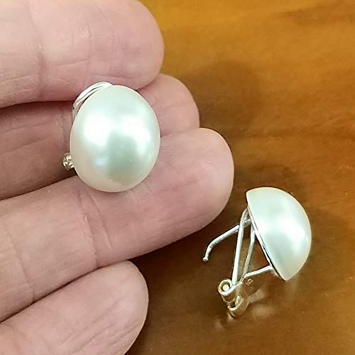 Minoplata Pendientes media Perla sintética 14 Mm. de diámetro con cierre omega de Plata de ley 925, una joya de diseño clásico para mujeres que adoran los complementos que jamás pasan de moda