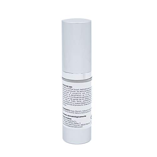 Multiclear Cosmetics - MULTICLEAR SERUM CON ÁCIDO HIALURÓNICO 15ml - Efecto reafirmante que rellena las arrugas desde el interior - Con ingredientes naturales y 100% vegano