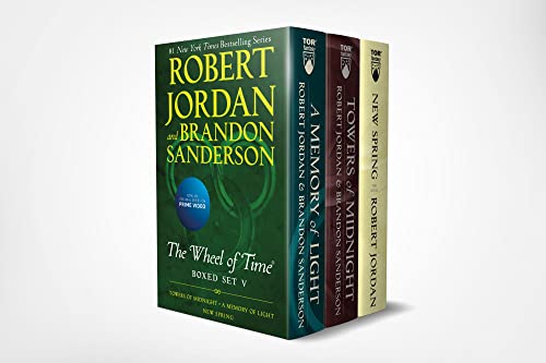 Wheel of Time Premium Boxed Set V: Book Thirteen: Towers of Midnight, Book Fourteen: A Memory of Light, Prequel: New Spring: Towers of Midnight / A Memory of Light / New Spring (Wheel of Time, 5)